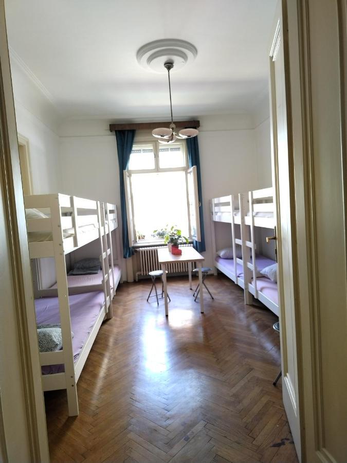 Auberge de jeunesse Monica'S House à Belgrade Extérieur photo
